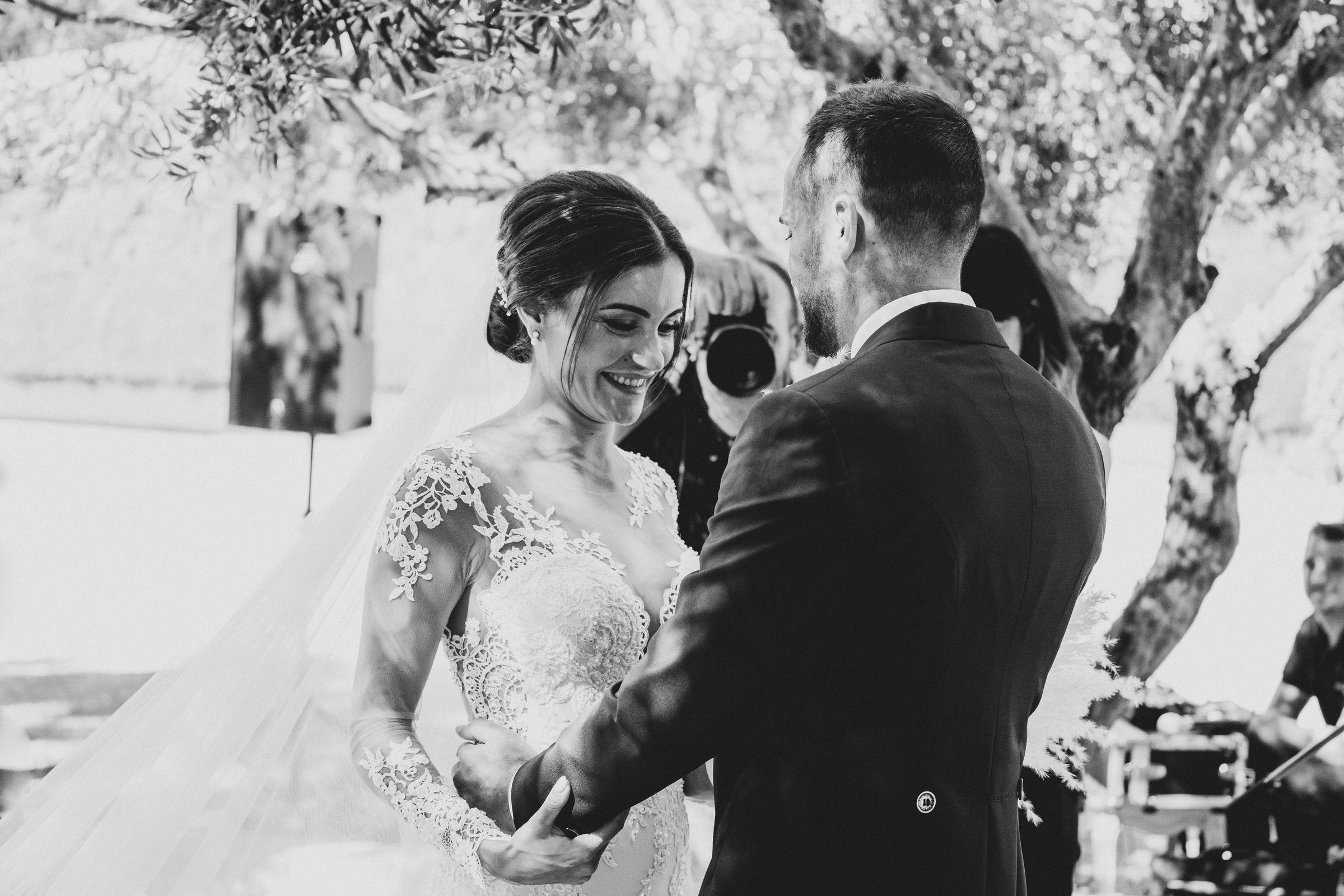Abel & Almudena — foto 04 de la boda en Finca Fidegüet